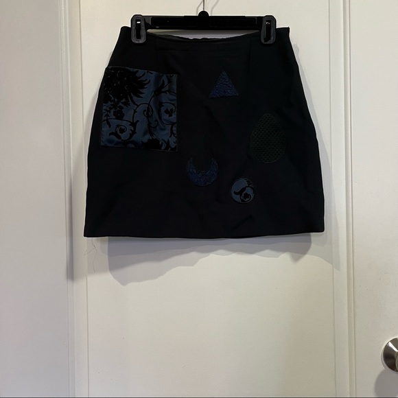 Moschino Cheap and Chic Navy Shape Mini Skirt. - Picture 2 of 3